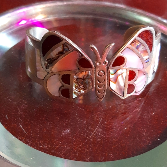 Vintage unmarked butterfly cuff bracelet - Picture 1 of 3